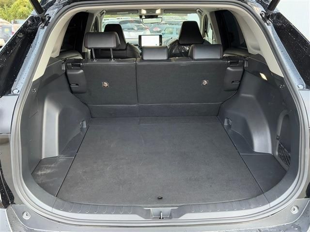 TOYOTA RAV4 HYBRID 4WD 2023 Image 31