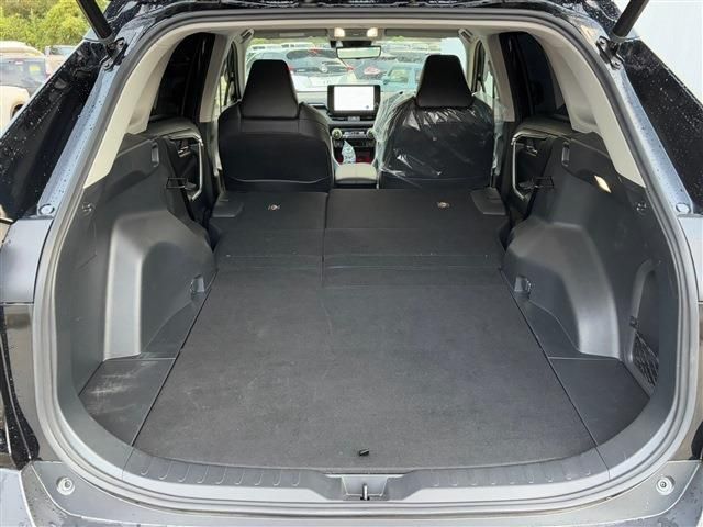 TOYOTA RAV4 HYBRID 4WD 2023 Image 31