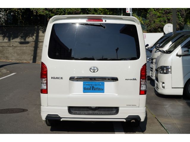 TOYOTA HIACE VAN 2WD 2018 Image 31