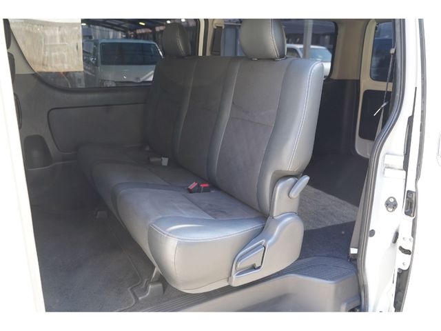 TOYOTA HIACE VAN 2WD 2018 Image 31