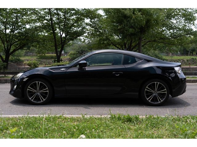 TOYOTA 86 2012 Image 31