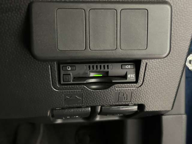 TOYOTA ROOMY 2017 Image 31