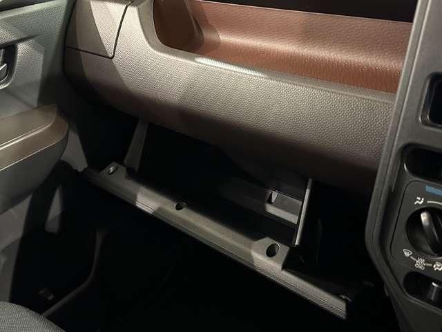 TOYOTA ROOMY 2017 Image 31