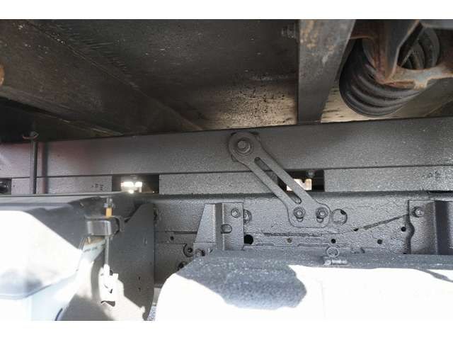 ISUZU ELF 2019 Image 31