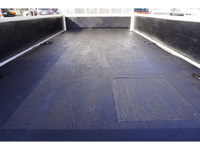 ISUZU ELF 2019 Image 31