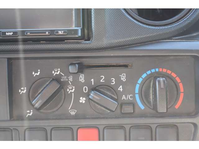 TOYOTA DYNA 2020 Image 31