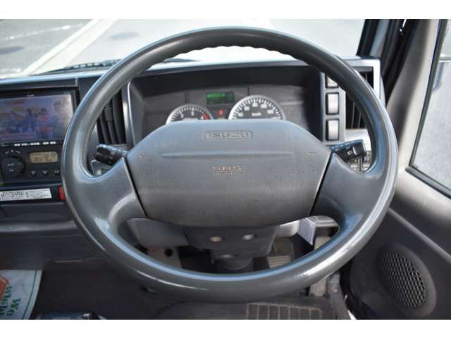 ISUZU ELF 2011 Image 31