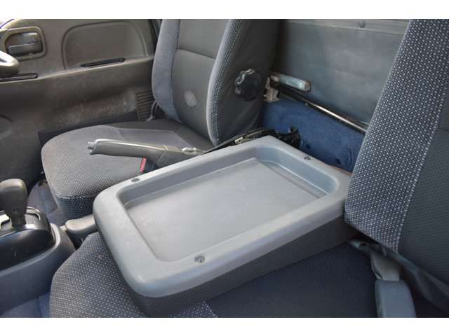 ISUZU ELF 2011 Image 31