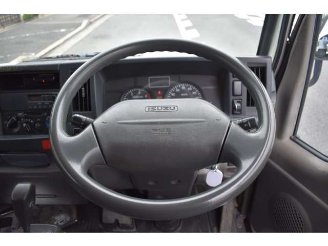 ISUZU ELF 2013 Image 31