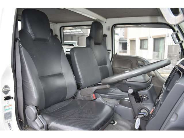 ISUZU ELF 2013 Image 31