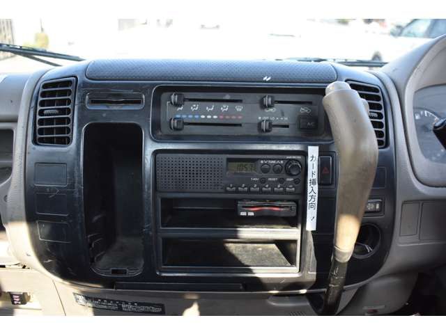 HINO DUTRO 2009 Image 31