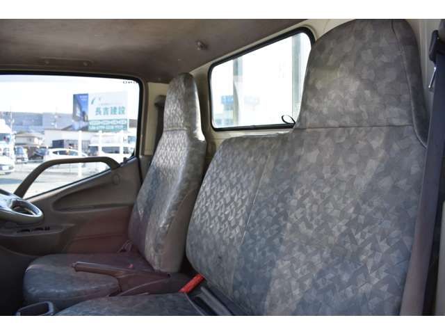 HINO DUTRO 2009 Image 31