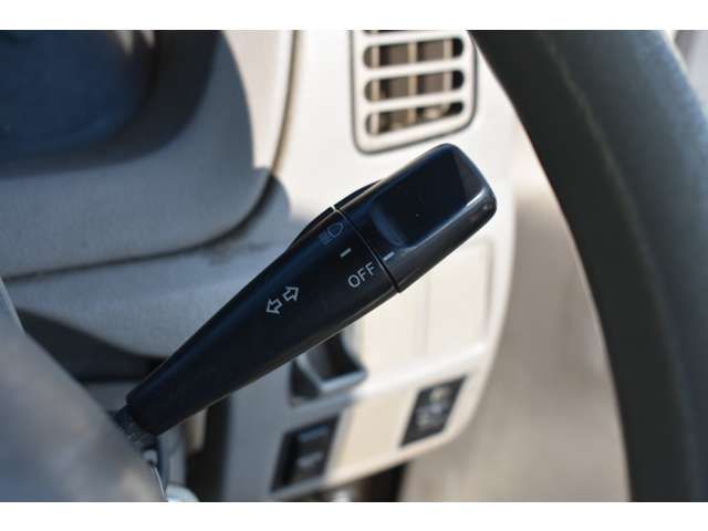 HINO DUTRO 2009 Image 31