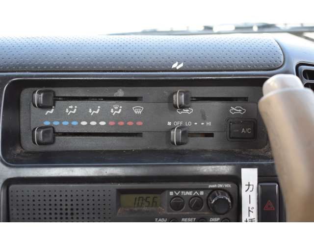 HINO DUTRO 2009 Image 31