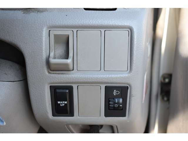 HINO DUTRO 2009 Image 31