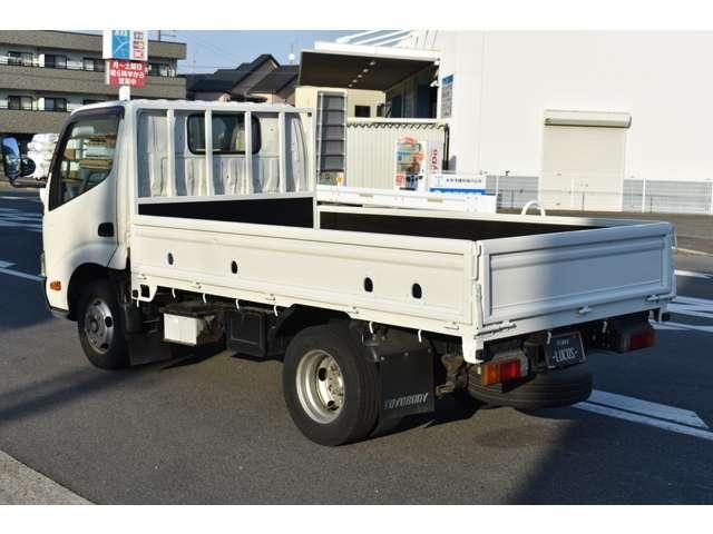 HINO DUTRO 2009 Image 31