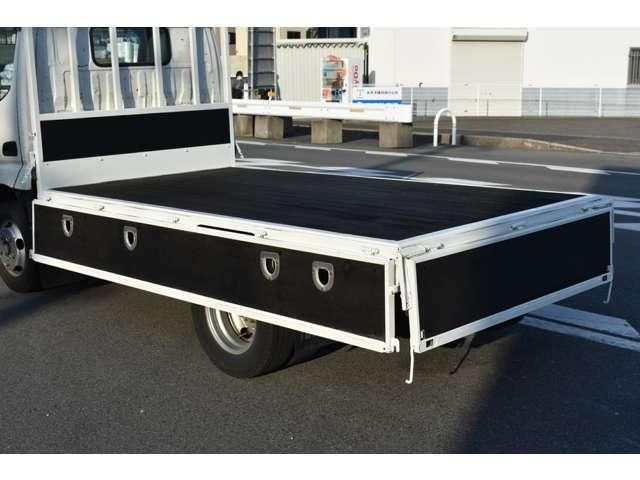 HINO DUTRO 2009 Image 31