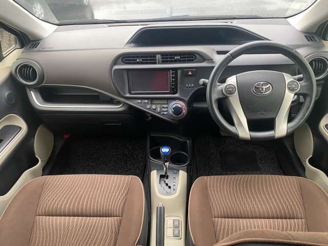 TOYOTA AQUA 2014 Image 31