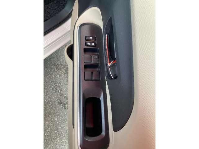 TOYOTA AQUA 2014 Image 31