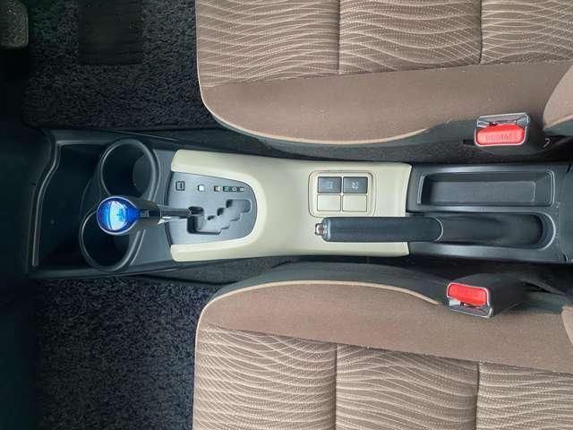 TOYOTA AQUA 2014 Image 31