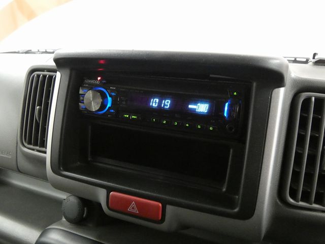 SUZUKI EVERY VAN 4WD 2018 Image 31