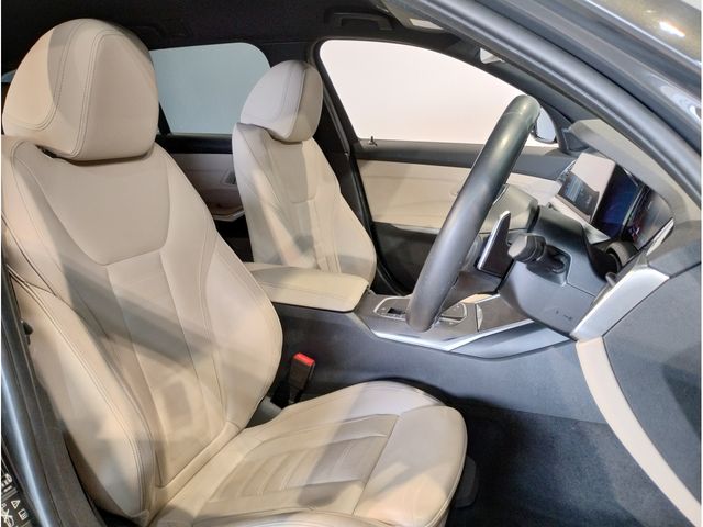 BMW 3SERIES TOURING 2019 Image 31