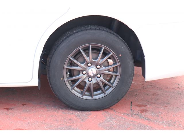 TOYOTA NOAH 2017 Image 31