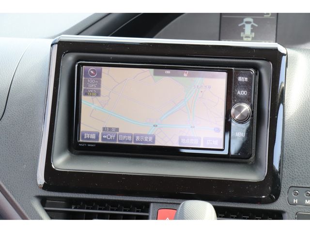 TOYOTA NOAH 2017 Image 31