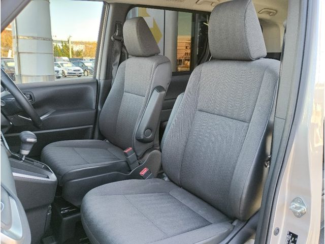 TOYOTA NOAH 2022 Image 31