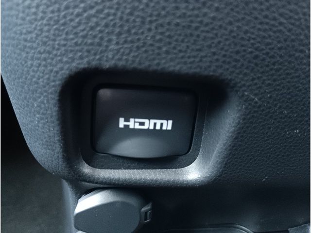 TOYOTA NOAH 2022 Image 31