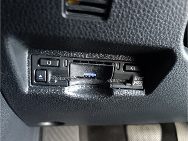 TOYOTA NOAH 2022 Image 31