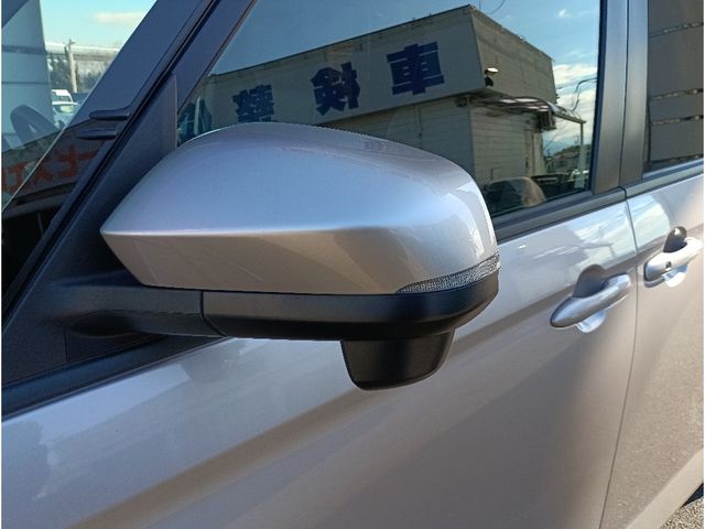 TOYOTA NOAH 2022 Image 31