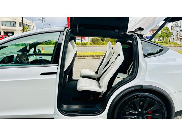 TESLA MODEL X 2024 Image 31