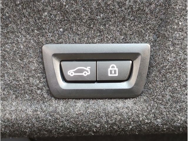 BMW 3SERIES SEDAN 2022 Image 31