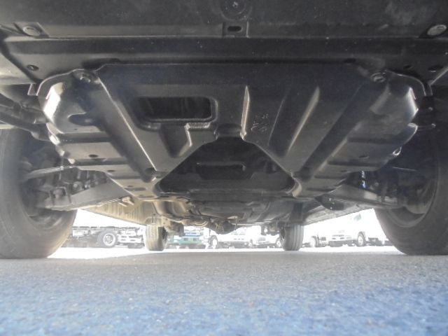 TOYOTA HIACE VAN 2WD 2010 Image 31