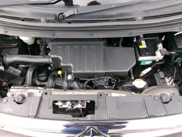 MITSUBISHI EK SPACE CUSTOM 4WD 2018 Image 31