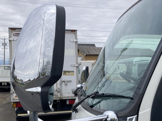 TOYOTA DYNA 2019 Image 31