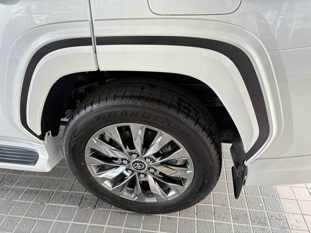 TOYOTA LANDCRUISER WAGON 2024 Image 31