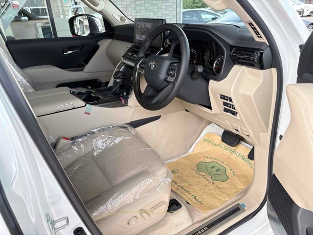 TOYOTA LANDCRUISER WAGON 2024 Image 31