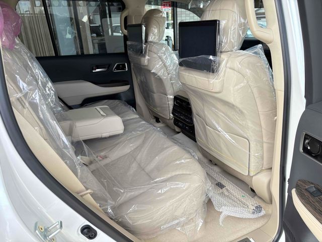 TOYOTA LANDCRUISER WAGON 2024 Image 31