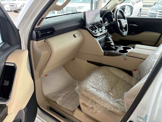 TOYOTA LANDCRUISER WAGON 2024 Image 31