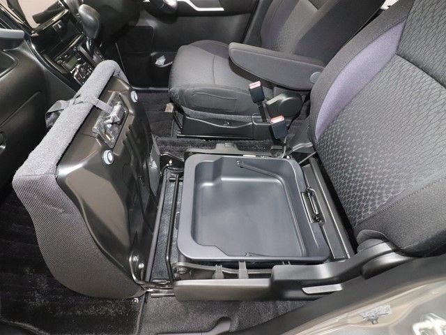 SUZUKI SOLIO BANDIT 2015 Image 31