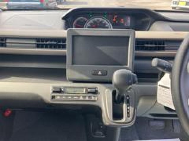 SUZUKI WAGON R 2021 Image 31