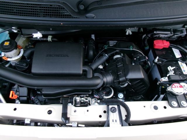 HONDA N BOX 2025 Image 31