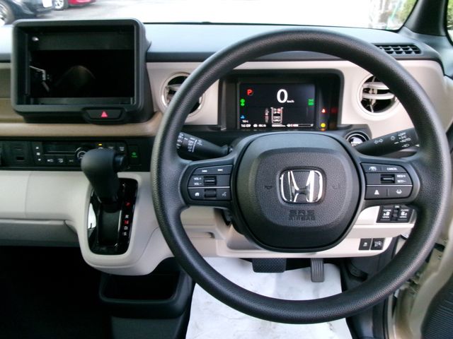 HONDA N BOX 2025 Image 31