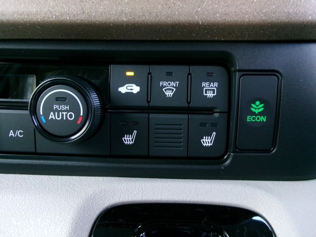 HONDA N BOX 2025 Image 31