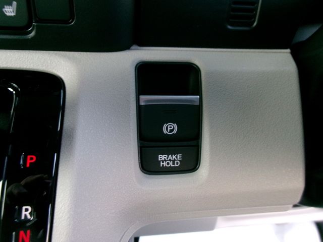 HONDA N BOX 2025 Image 31