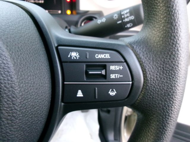 HONDA N BOX 2025 Image 31