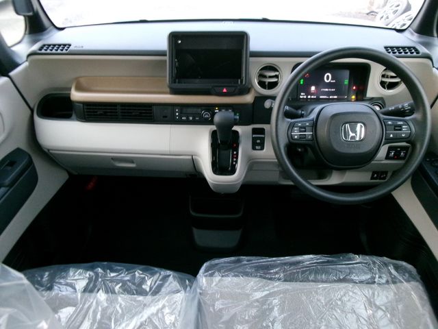 HONDA N BOX 2025 Image 31