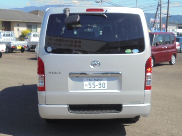 TOYOTA HIACE VAN 2WD 2014 Image 31